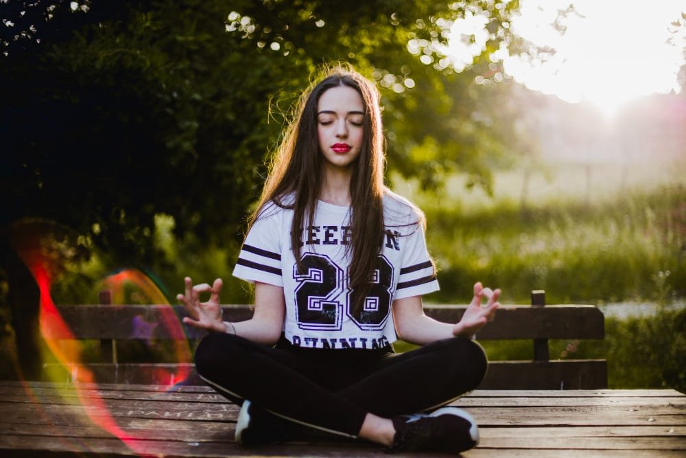 Depression and anxiety management techniques and tips to get over 7 Practice Mindfulness and Relaxation Techniques: A Simple Guide to Finding Calm