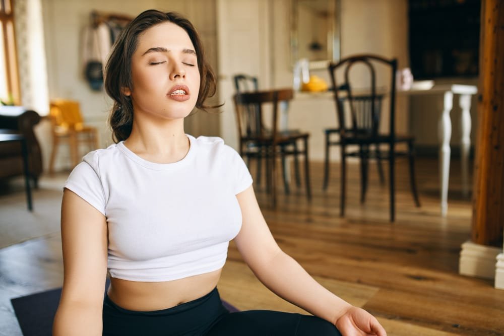 Depression and anxiety management techniques and tips to get over 3 Relaxation techniques are methods you can use to reduce stress and calm your mind and body. These techniques help activate the body’s relaxation response, which lowers heart rate, reduces muscle tension, and promotes a sense of calm. Some popular relaxation techniques include deep breathing, progressive muscle relaxation, and guided imagery.